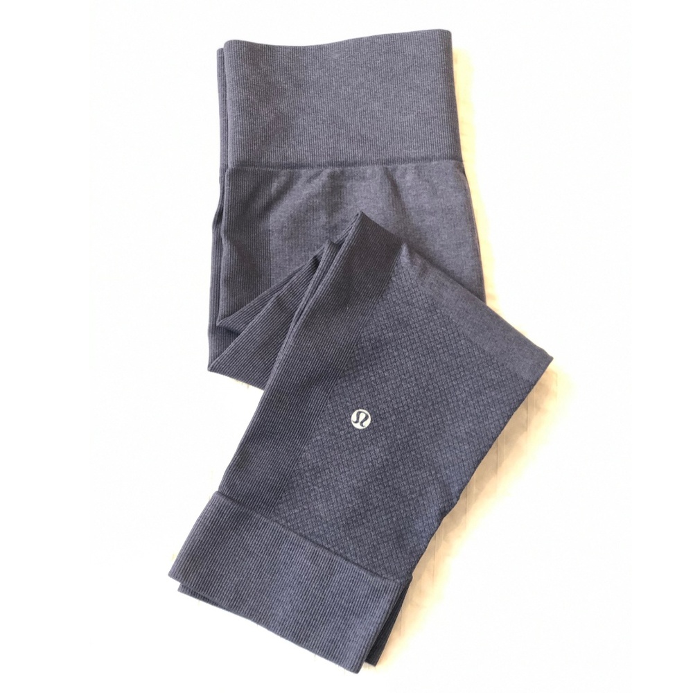 Lululemon Athletica Ribbed Slate Cropped Leggings